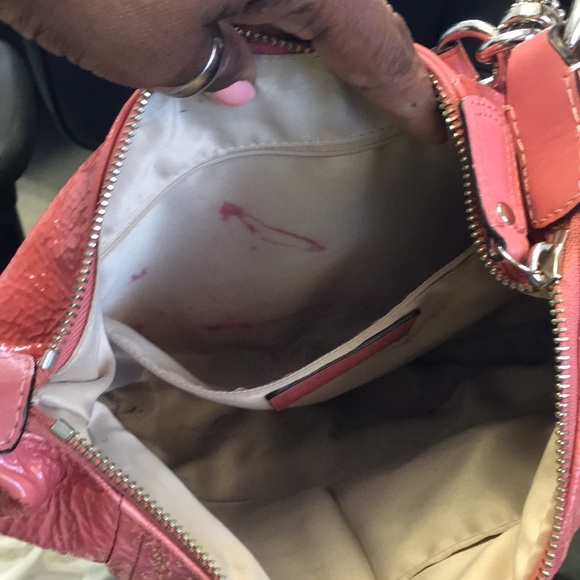 Pink Coach hobo bag - Picture 4 of 7